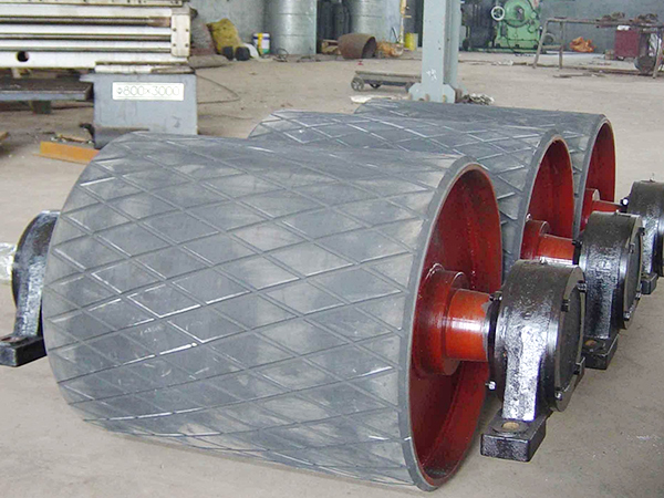 ݔ�͎��ڰ��b�^���е�ע�����(xi��ng)